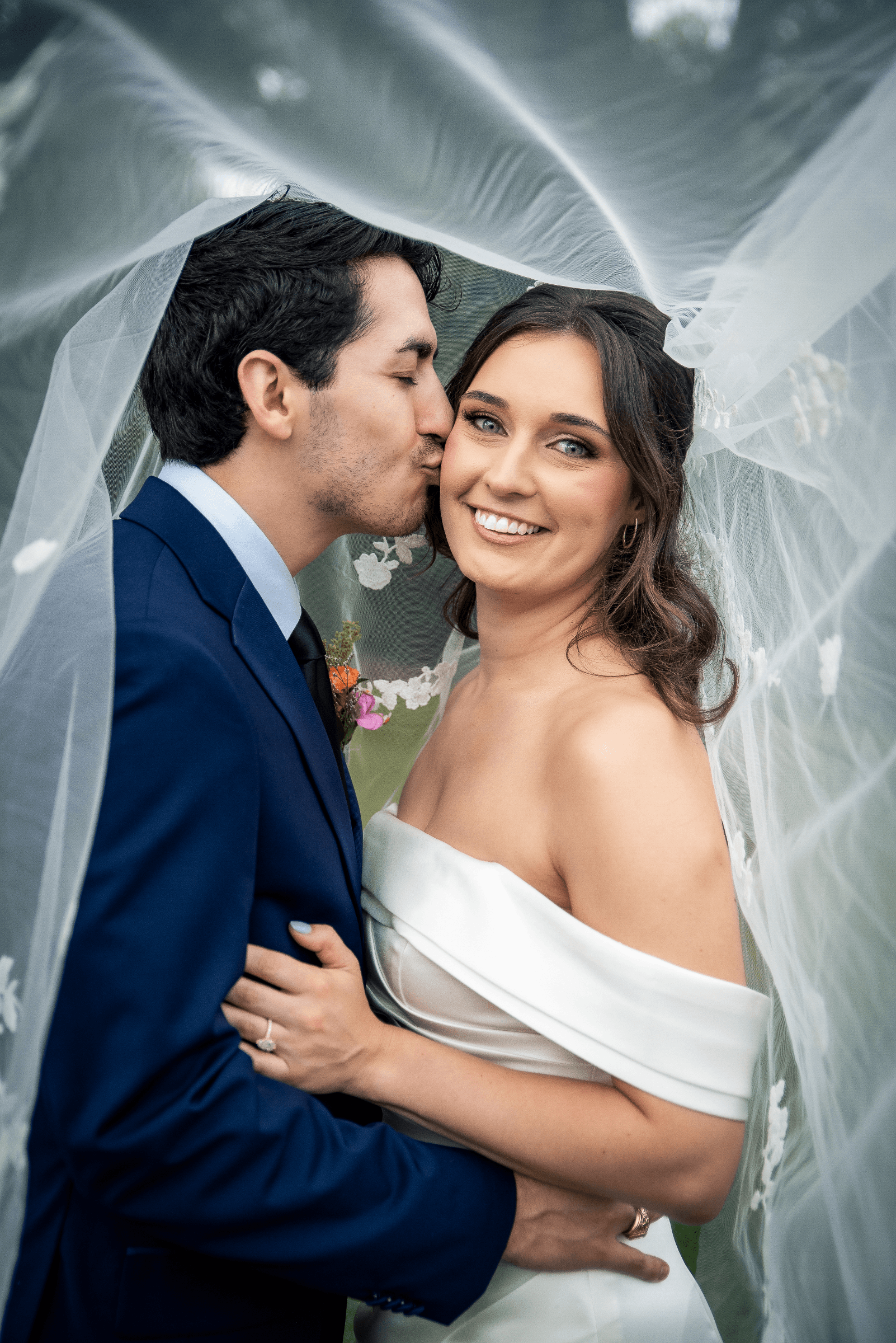 A Colorful Spring Wedding at Addison Woods: Zach & Jacklyn — photograph 7